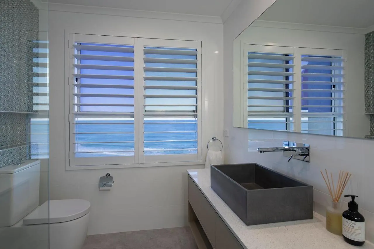 Beachfront Villa Coolum Beach Apartament